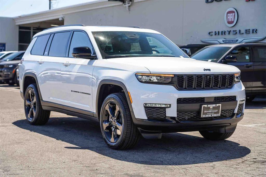 new 2025 Jeep Grand Cherokee L car, priced at $48,490