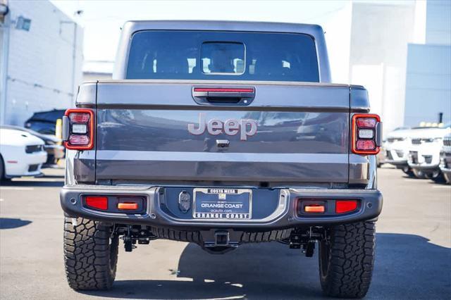new 2025 Jeep Gladiator car, priced at $55,907