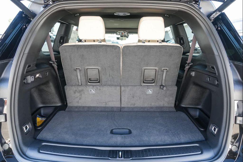 new 2025 Jeep Grand Cherokee L car, priced at $48,260