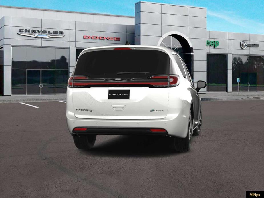 new 2024 Chrysler Pacifica Hybrid car, priced at $47,522