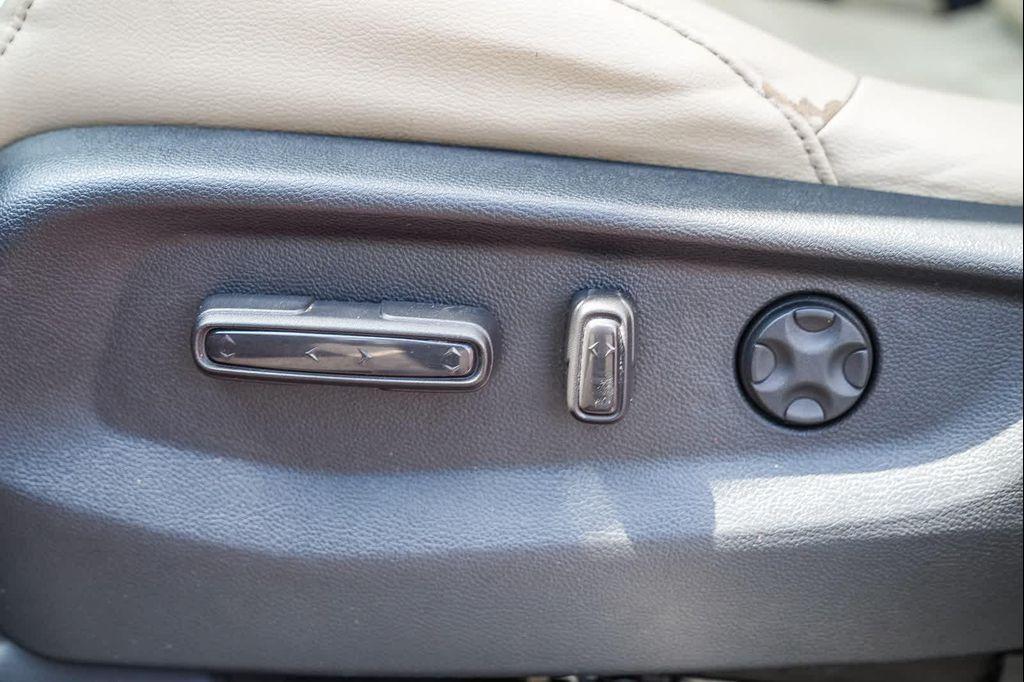 used 2017 Honda CR-V car, priced at $20,972