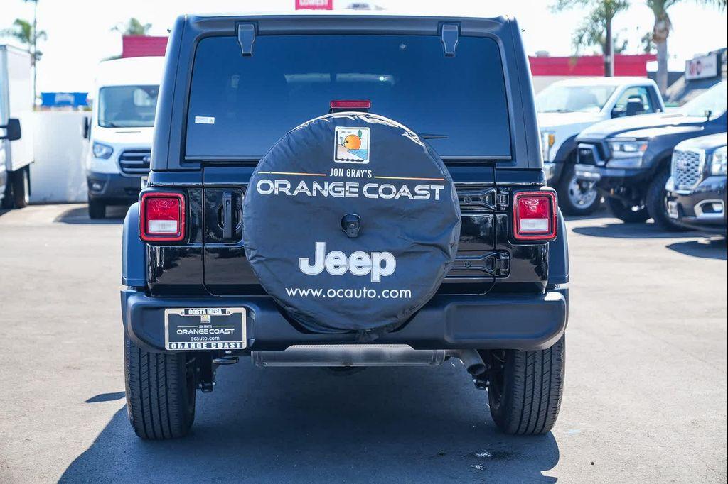 used 2022 Jeep Wrangler Unlimited car, priced at $31,500