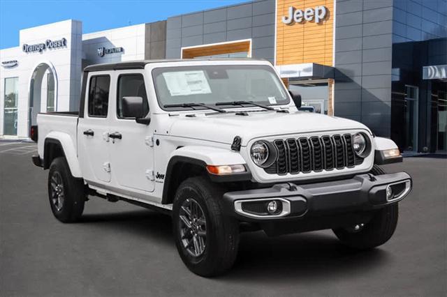 new 2024 Jeep Gladiator car, priced at $35,139