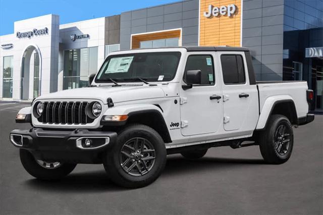 new 2024 Jeep Gladiator car, priced at $35,139