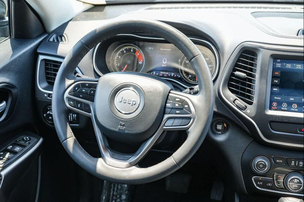 used 2022 Jeep Cherokee car, priced at $21,640