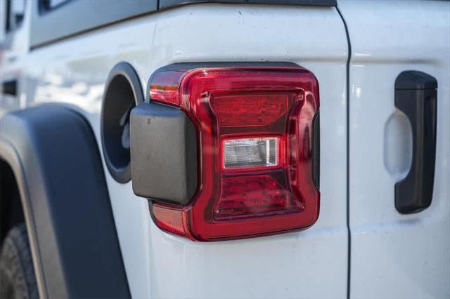 used 2021 Jeep Wrangler Unlimited car, priced at $31,929