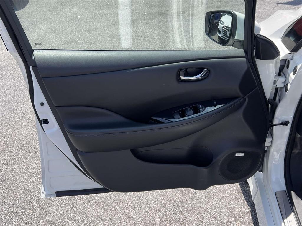 used 2022 Nissan Leaf car, priced at $14,989