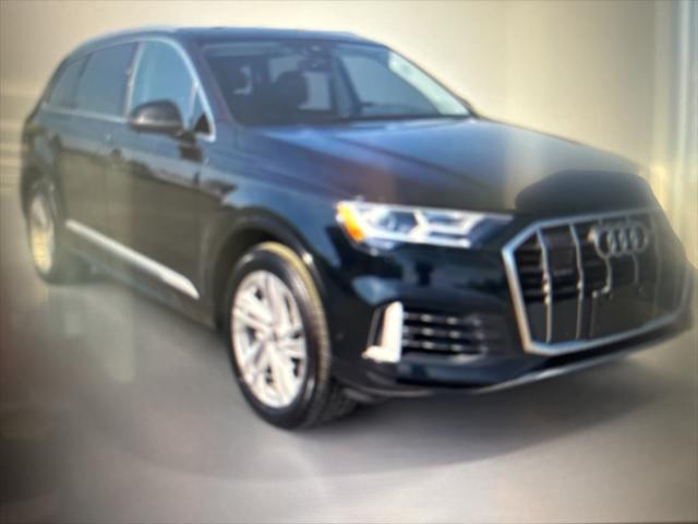 used 2023 Audi Q7 car, priced at $38,349