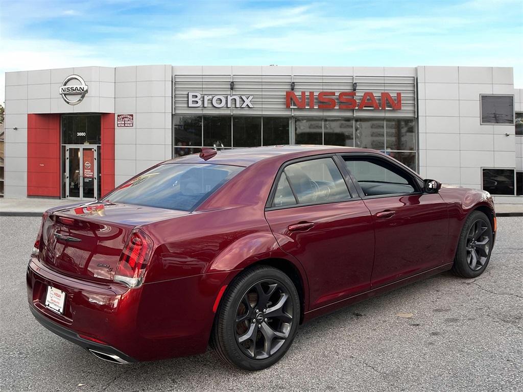 used 2021 Chrysler 300 car, priced at $18,754