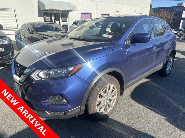 used 2021 Nissan Rogue Sport car, priced at $15,949