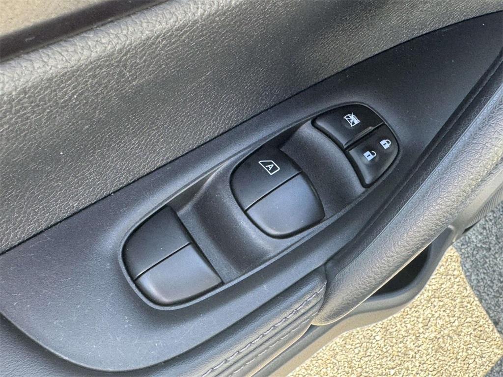 used 2020 Nissan Rogue Sport car, priced at $16,089