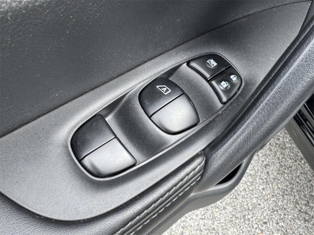 used 2021 Nissan Rogue Sport car, priced at $16,054