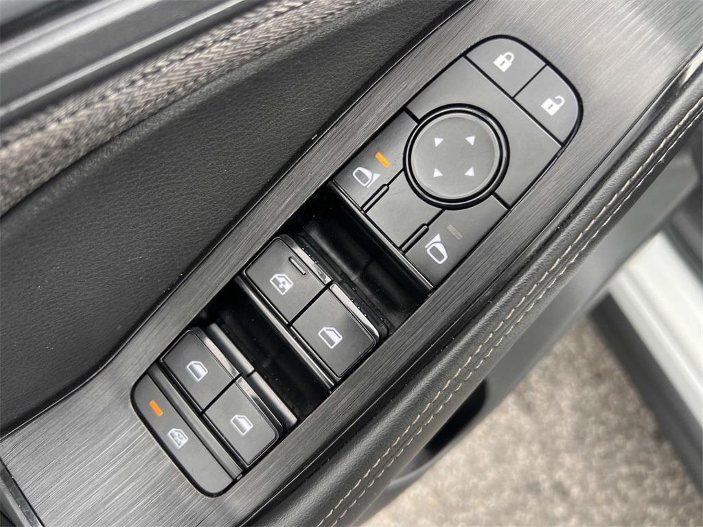 used 2021 Nissan Rogue car, priced at $19,369