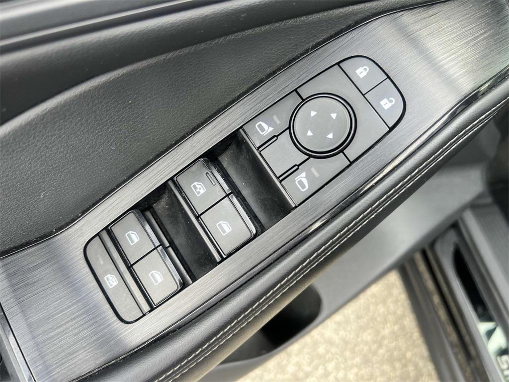 used 2022 Nissan Rogue car, priced at $18,578