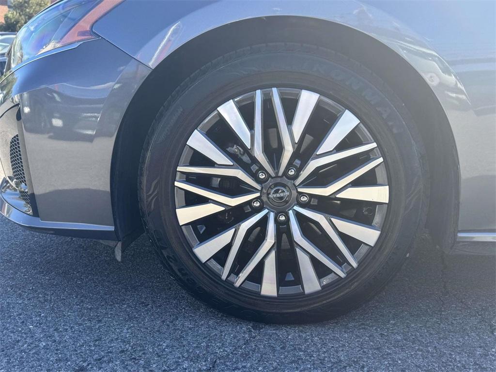 used 2023 Nissan Altima car, priced at $15,288
