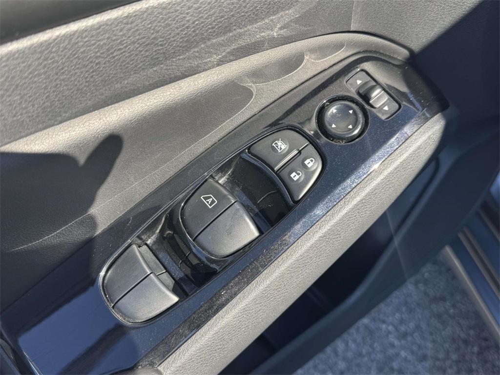 used 2023 Nissan Altima car, priced at $15,288