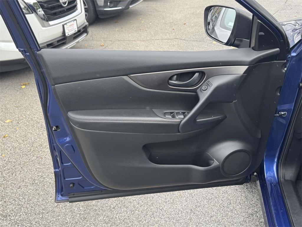 used 2020 Nissan Rogue Sport car, priced at $14,489