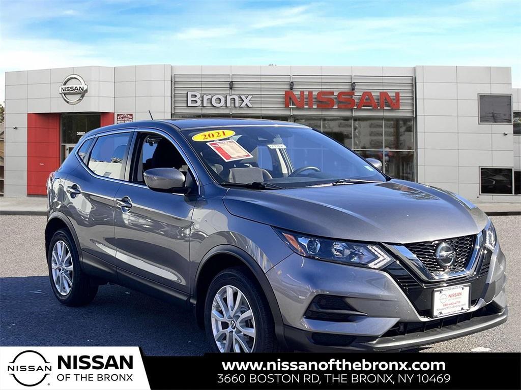 used 2021 Nissan Rogue Sport car, priced at $16,465