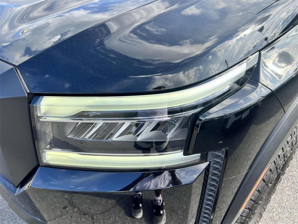 used 2022 Nissan Frontier car, priced at $29,989