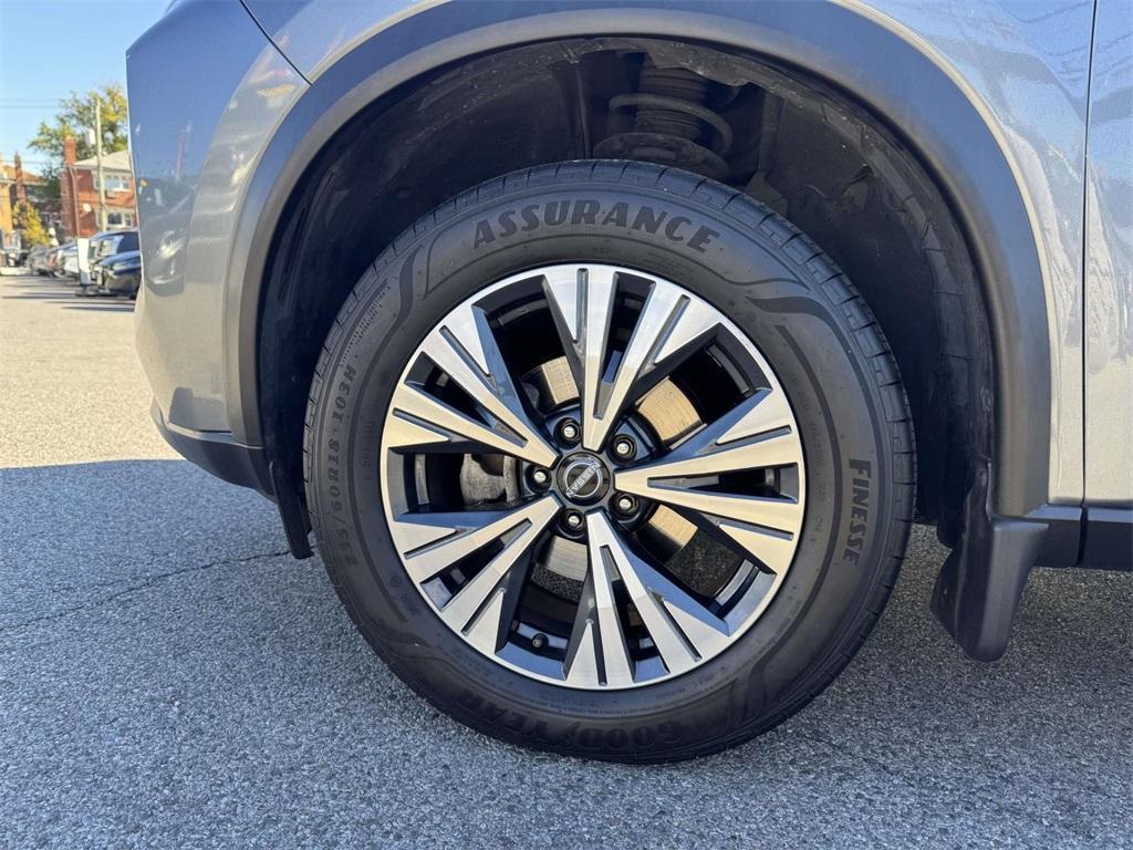 used 2022 Nissan Rogue car, priced at $17,059