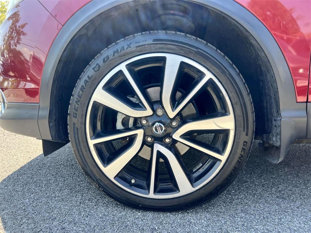 used 2019 Nissan Rogue Sport car, priced at $15,651