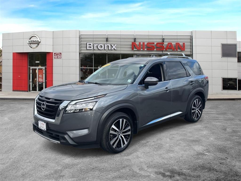 used 2024 Nissan Pathfinder car, priced at $34,901