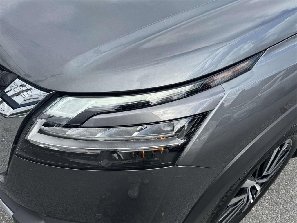 used 2024 Nissan Pathfinder car, priced at $34,901