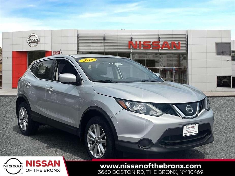 used 2019 Nissan Rogue Sport car, priced at $15,483