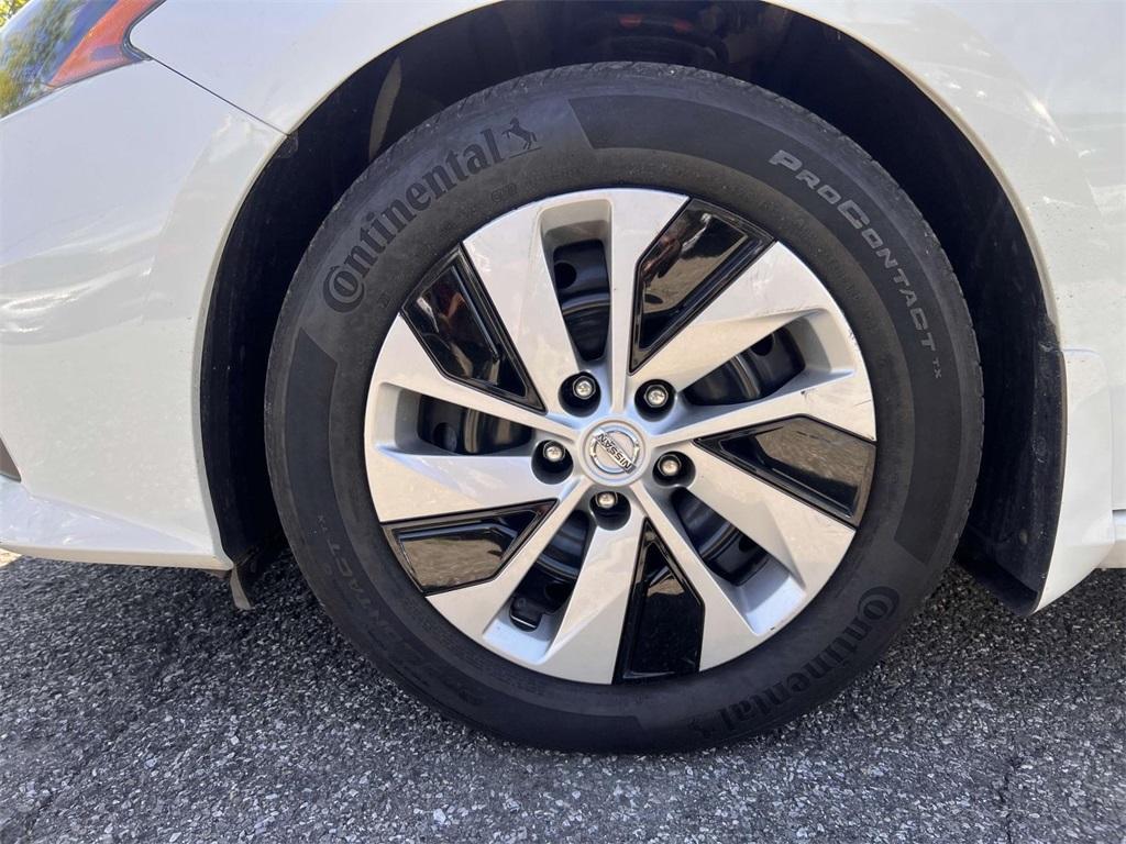 used 2022 Nissan Altima car, priced at $15,296
