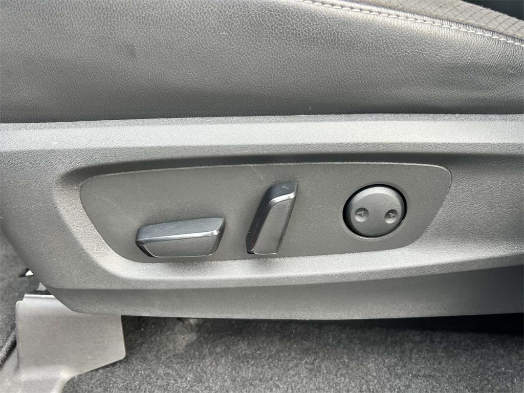 used 2022 Nissan Pathfinder car, priced at $27,953