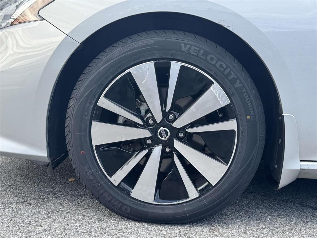 used 2021 Nissan Altima car, priced at $15,640