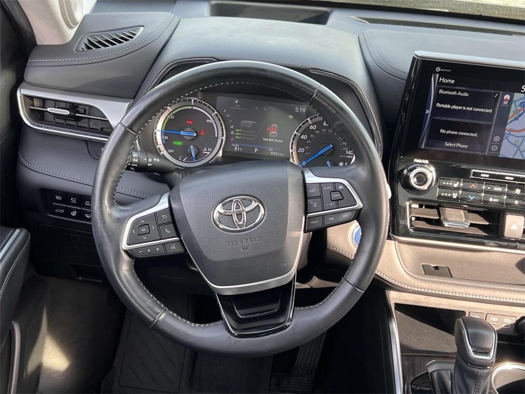 used 2022 Toyota Highlander Hybrid car, priced at $37,989