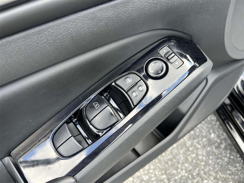used 2023 Nissan Altima car, priced at $19,089