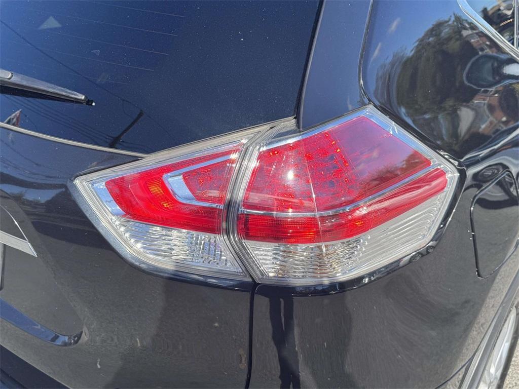 used 2016 Nissan Rogue car, priced at $7,989