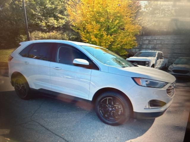 used 2022 Ford Edge car, priced at $19,444