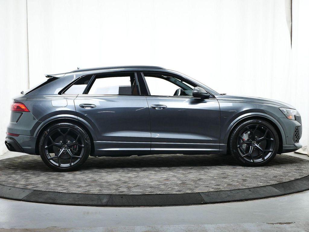new 2025 Audi RS Q8 car, priced at $147,146