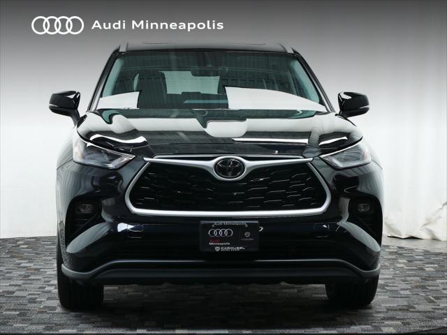 used 2023 Toyota Highlander car, priced at $39,977