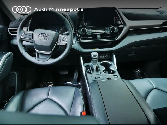 used 2023 Toyota Highlander car, priced at $39,977