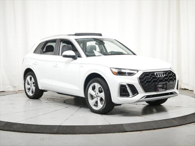 new 2024 Audi Q5 car, priced at $55,980