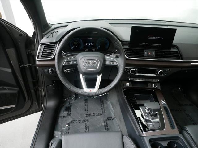 new 2025 Audi Q5 car, priced at $69,475