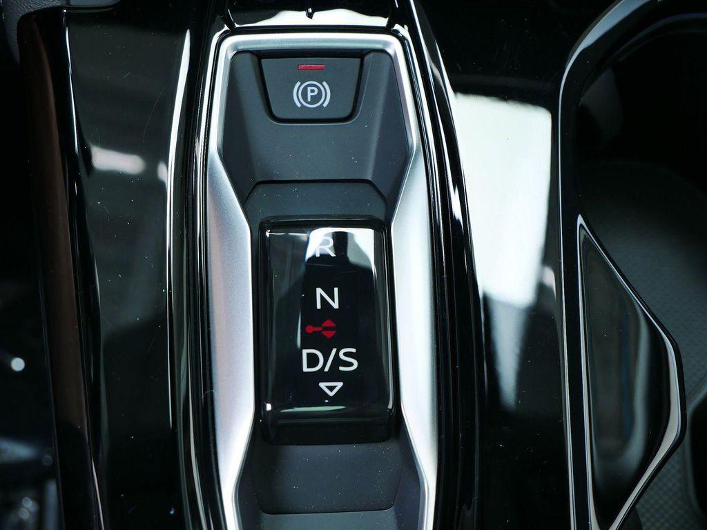 new 2025 Audi Q5 car, priced at $55,275