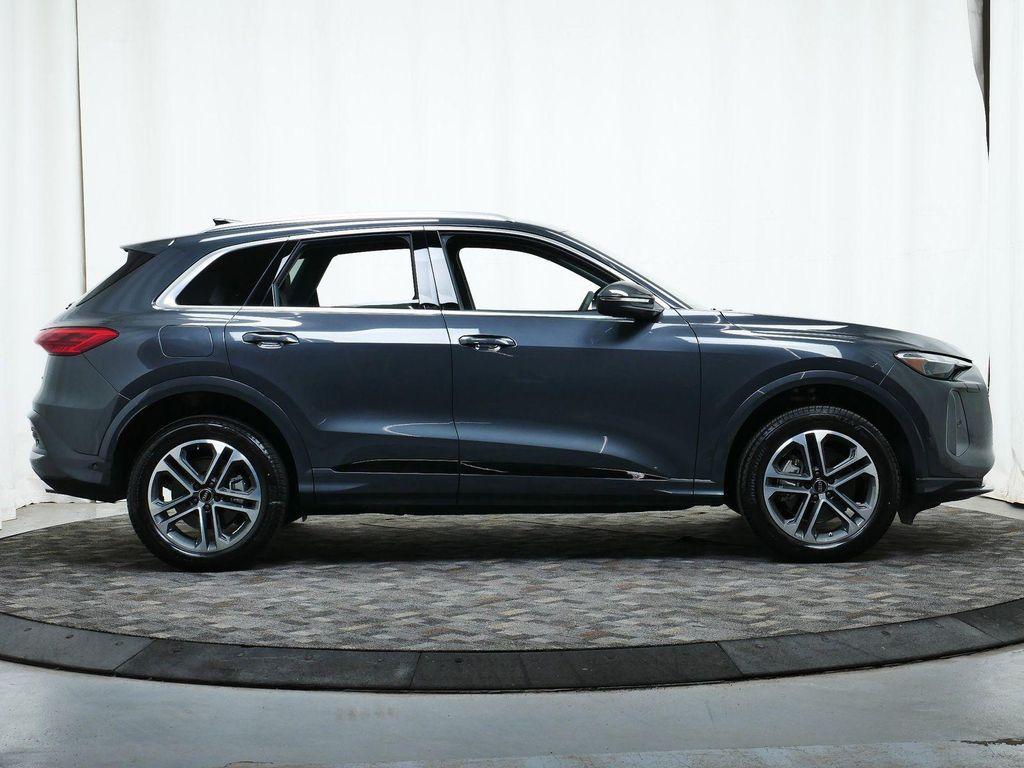 new 2025 Audi Q5 car, priced at $55,275