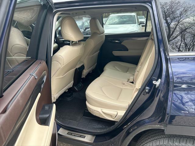used 2022 Toyota Highlander car, priced at $45,977