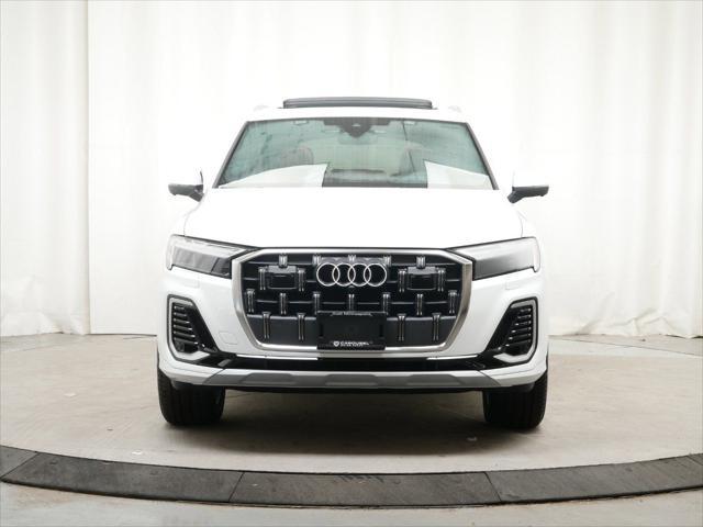 new 2025 Audi Q7 car, priced at $75,000