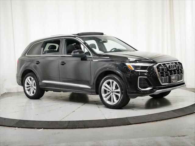 new 2025 Audi Q7 car, priced at $72,300