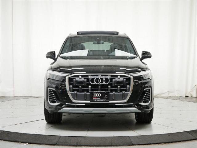 new 2025 Audi Q7 car, priced at $72,300