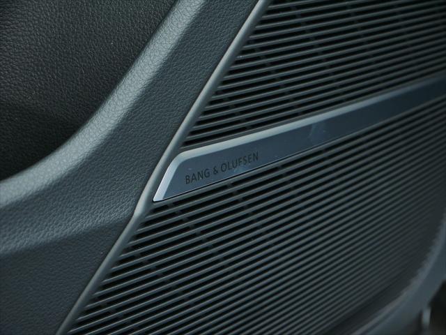 new 2025 Audi Q7 car, priced at $80,205