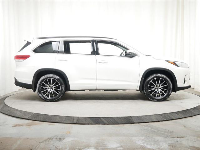 used 2017 Toyota Highlander car, priced at $23,499