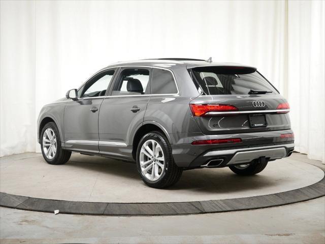 new 2025 Audi Q7 car, priced at $75,595