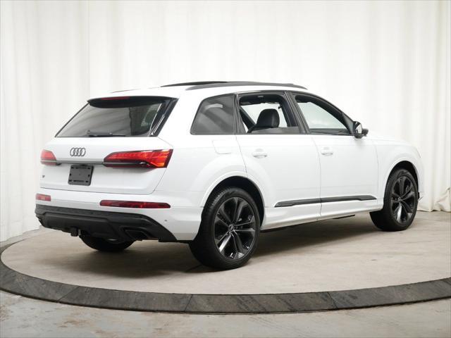 new 2025 Audi Q7 car, priced at $77,750